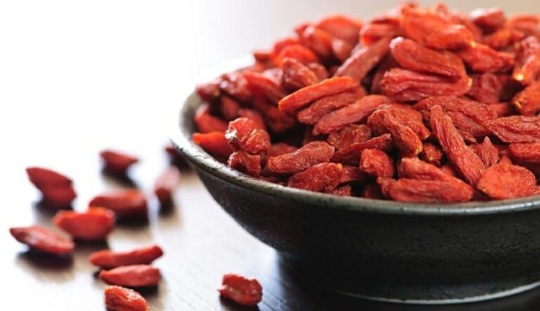 Địa kỷ huyết kiệt tửu – Bài rượu thuốc bổ can thận